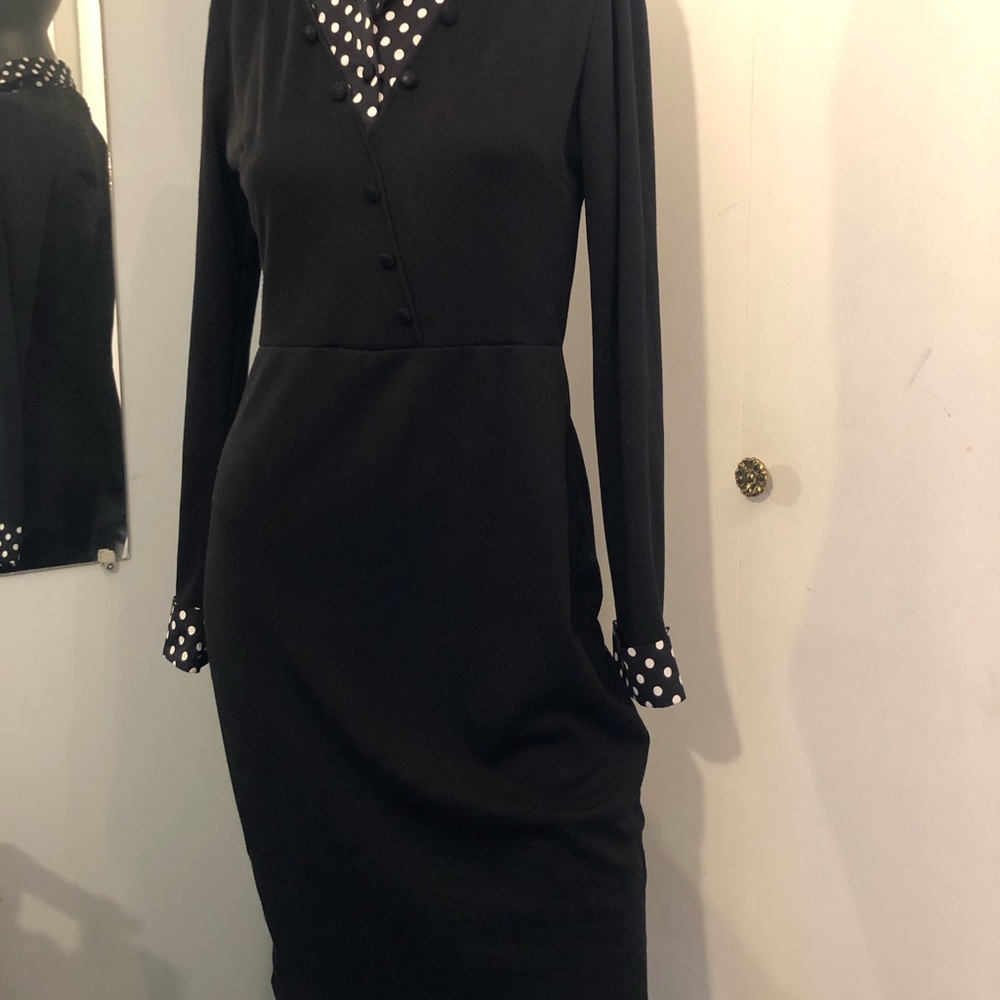 BLACK DRESS